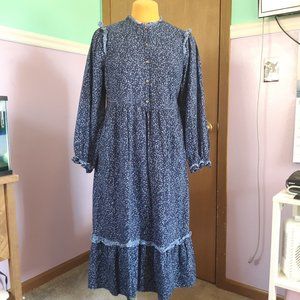 Universal Thread - Women’s Navy Floral Prairie Dress - Size Medium